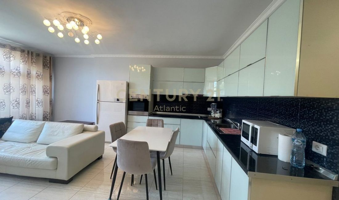 Shtepi ne shitje Apartament ne Durres, 1+1, Mobilimi E mobiluar, Pagesa 80,000  Euro.