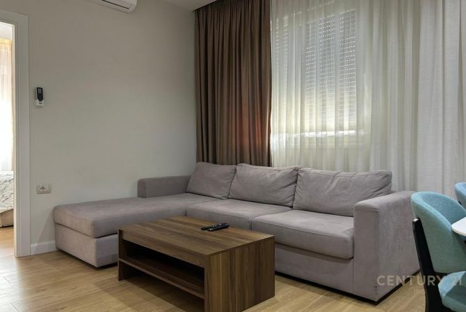 SUPER INVESTIM! Shitet apartament 2+1 i ndarë në 2 apartamente 1+1 – Gati për AirBnb!