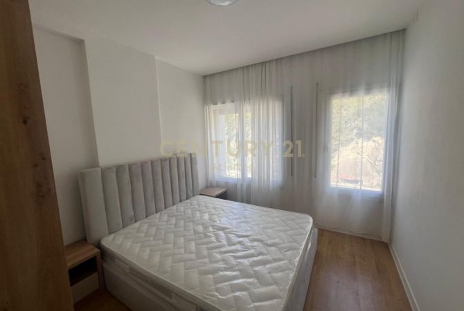 Shtepi ne shitje Apartament ne Durres, 1+1, Mobilimi E mobiluar, Pagesa 125,000  Euro.