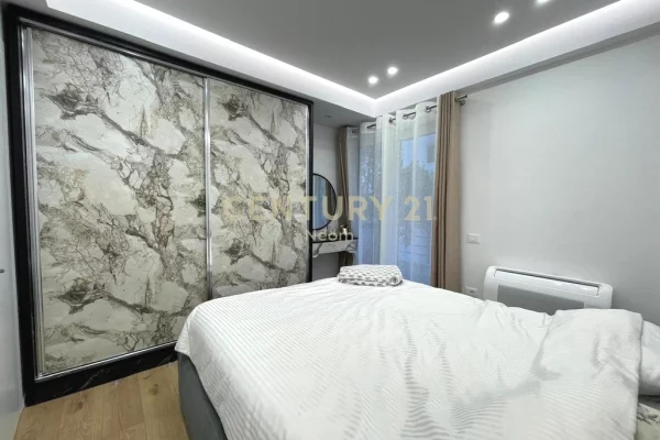 Appartamento in affitto a Tirana 1+1, Arredato