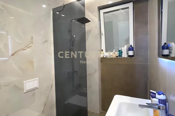 Appartamento in affitto a Tirana 1+1, Arredato