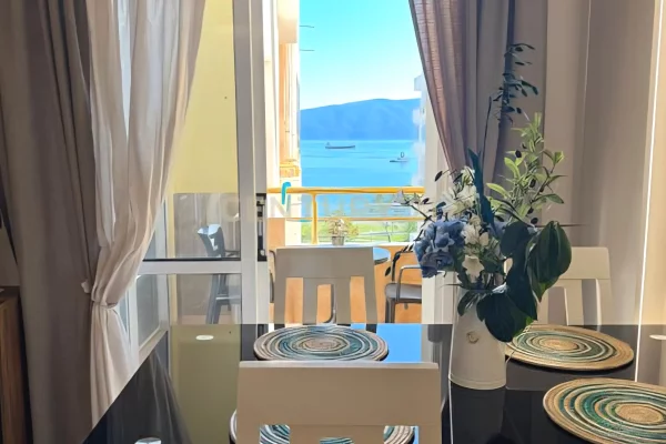 Shtepi ne shitje Apartament ne Vlore, 1+1, Mobilimi E mobiluar, Pagesa 165,000  Euro.