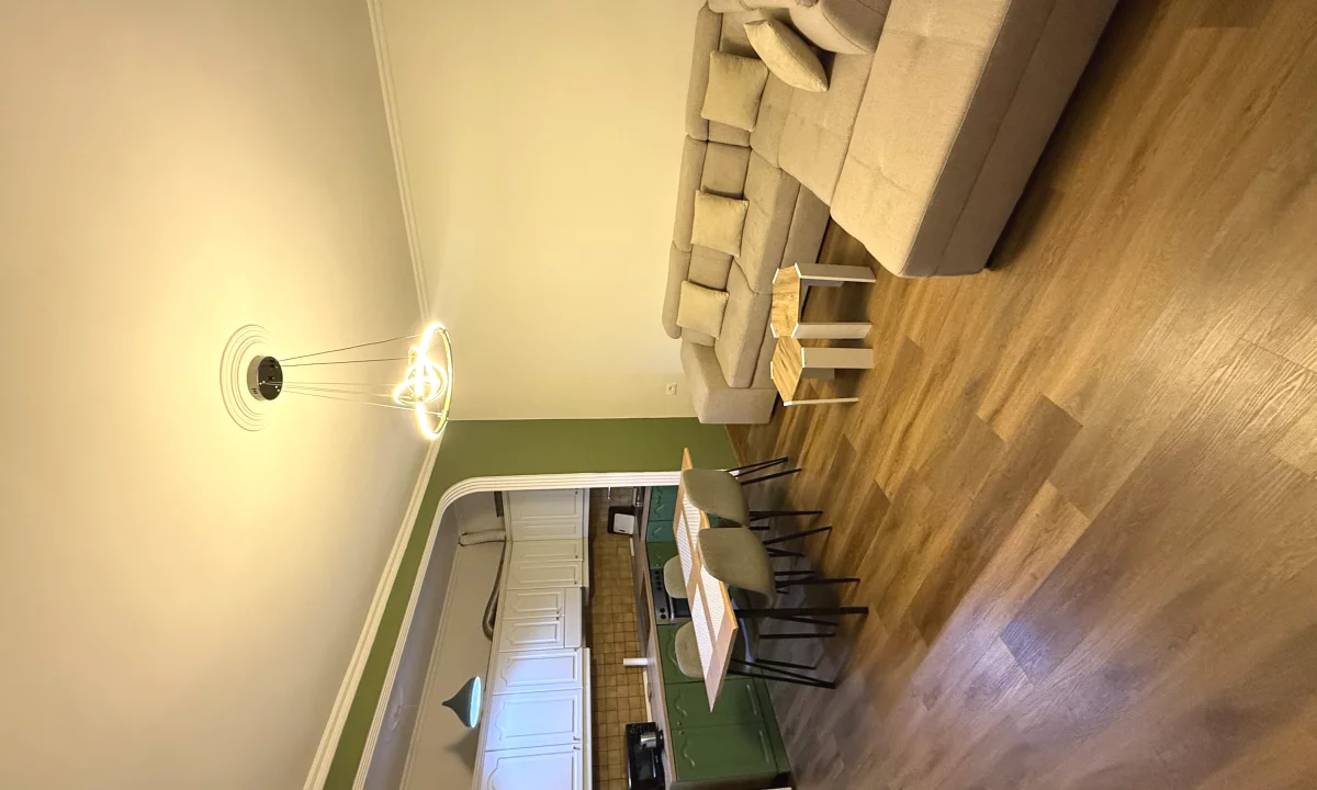 Appartamento in affitto a Tirana 2+1, Arredato