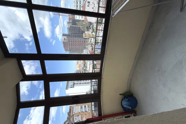 Shtepi ne shitje Apartament ne Tirane, 2+1, Mobilimi E mobiluar, Pagesa 269,000  Euro.