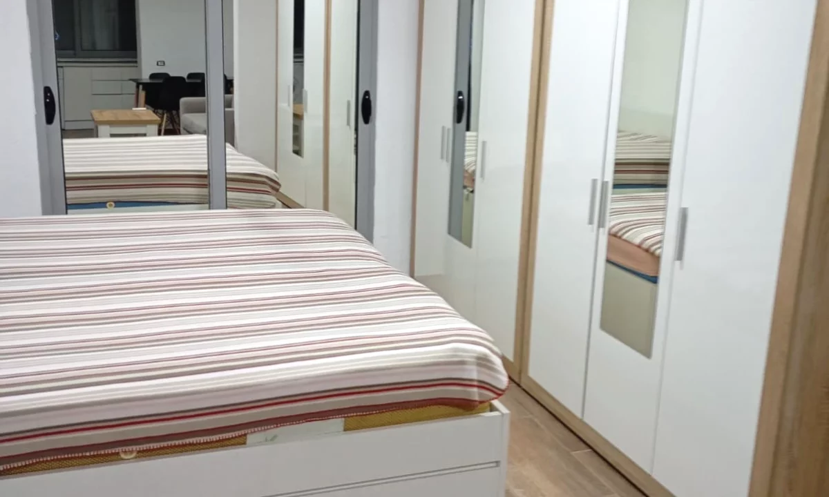 Shtepi me qera Apartament ne Tirane, 1+1, Mobilimi E mobiluar, Pagesa 33,000  Leke.