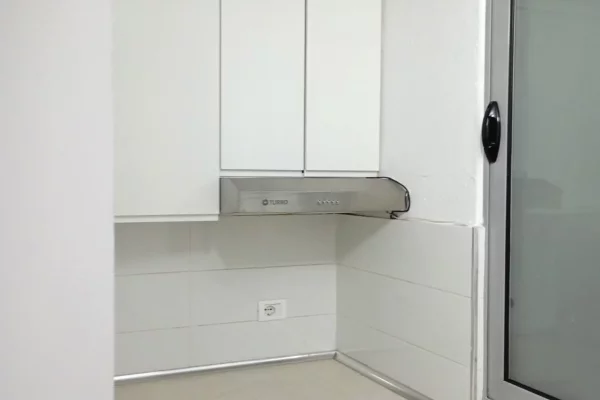 Shtepi me qera Apartament ne Tirane, 1+1, Mobilimi E mobiluar, Pagesa 33,000  Leke.