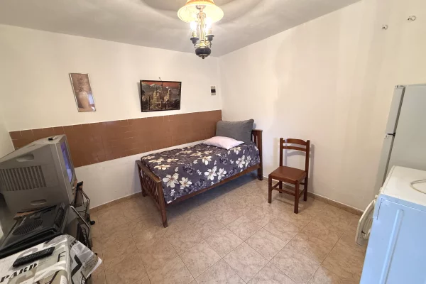 Shtepi me qera Garsoniere ne Tirane - 25,000 Leke