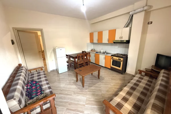Shtepi me qera Apartament ne Tirane, 1+1, Mobilimi E mobiluar, Pagesa 30,000  Leke.