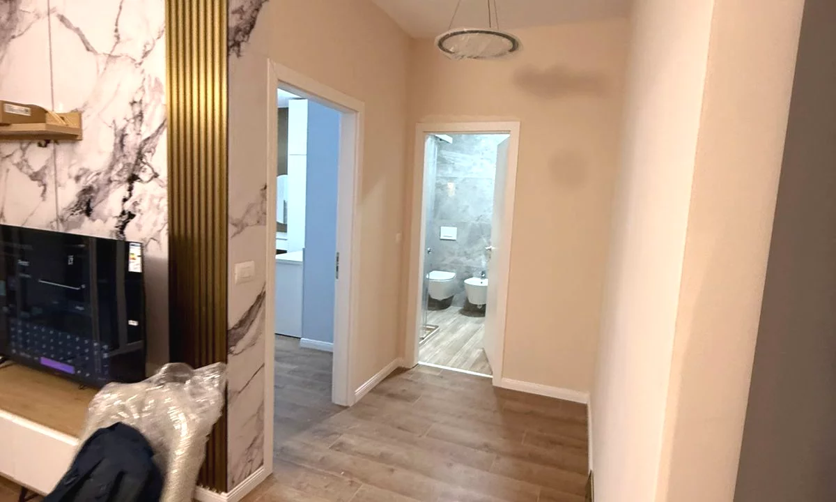 Shtepi me qera Apartament ne Tirane, 1+1, Mobilimi E mobiluar, Pagesa 65,000  Leke.