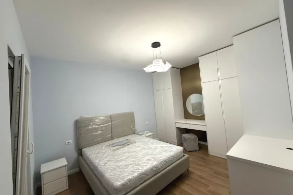 Shtepi me qera Apartament ne Tirane, 1+1, Mobilimi E mobiluar, Pagesa 65,000  Leke.