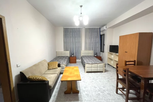 Shtepi me qera Garsoniere ne Tirane - 400 Euro