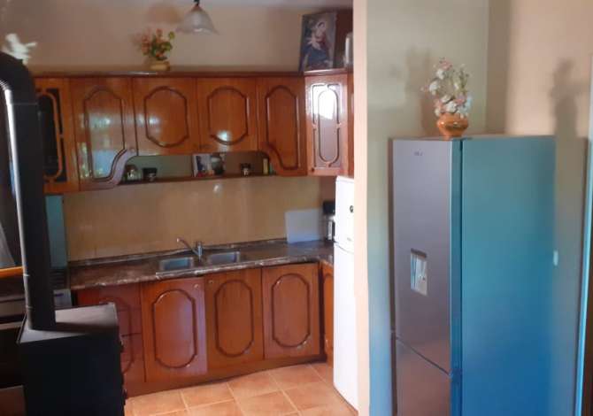 Shtepi ne shitje Shtepi Private ne Lushnje, 5+1, Mobilimi E mobiluar, Pagesa 315,000  Euro.