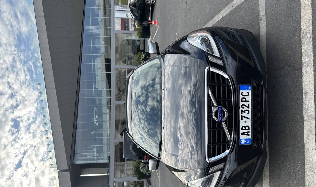 Auto in Vendita a Tirana, Volvo, 2013 Diesel,Kambio Automatik Pagamento 13,000  Euro.