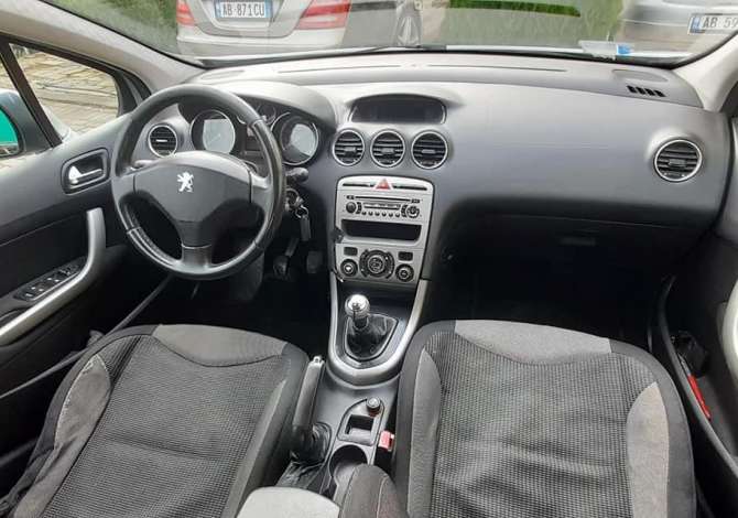 Auto in Vendita a Tirana - 2,800 Euro