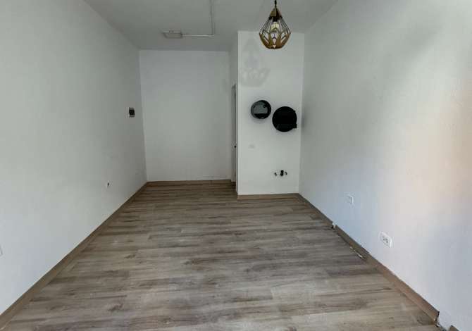 Ambient biznesi me qera 1+1 ne Tirane - 400 Euro