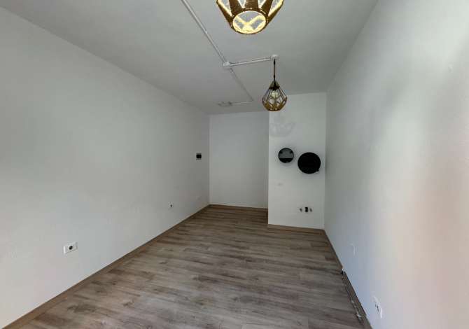 Ambient biznesi me qera 1+1 ne Tirane - 400 Euro