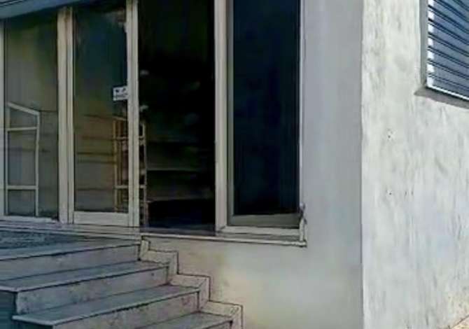 Ambient biznesi me qera 1+1 ne Vlore - 200 Euro