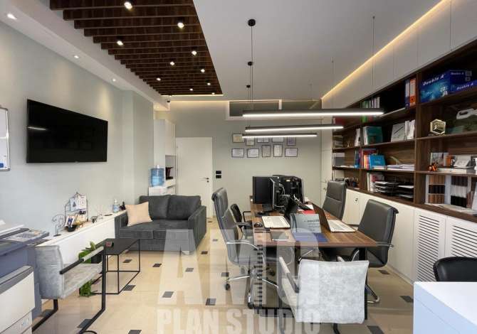 Business Property in Sale 3+1 in Tirana - 101,500 Euro