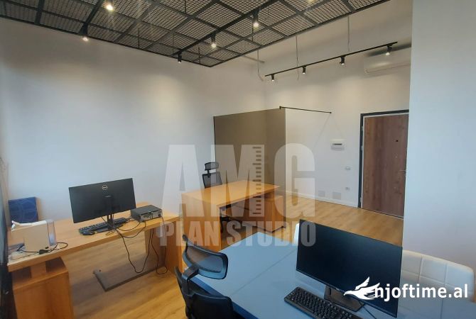 Business Property in Sale 3+1 in Tirana - 126,600 Euro