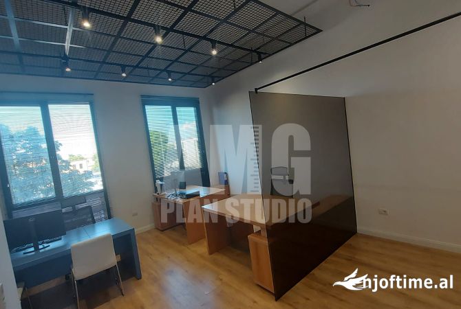 Business Property in Sale 3+1 in Tirana - 126,600 Euro