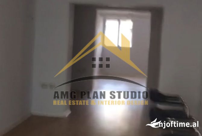 !! SHITET DYQAN NE ISH BLLOK !!