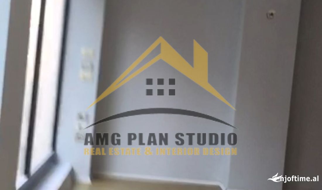 !! SHITET DYQAN NE ISH BLLOK !!