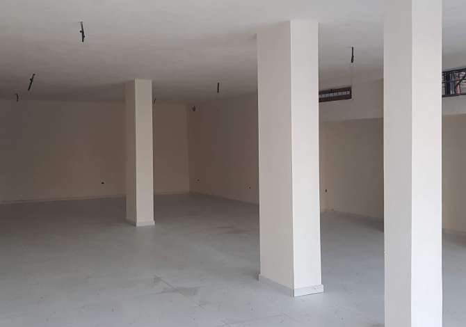 Ambient biznesi me qera 1+1 ne Tirane - 150,000 Leke