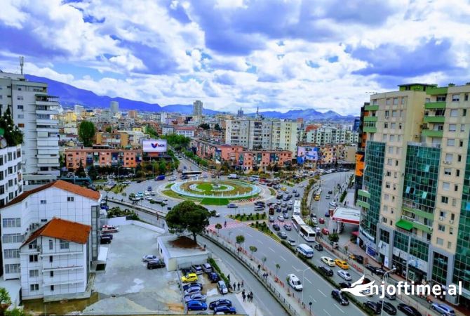 Business Property in Sale 1+1 in Tirana - 220,000 Euro