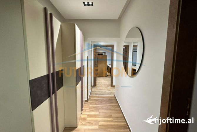 Petronini ,Qira, Ambient Biznesi, 