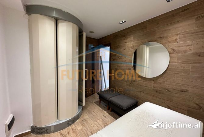 Petronini ,Qira, Ambient Biznesi, 