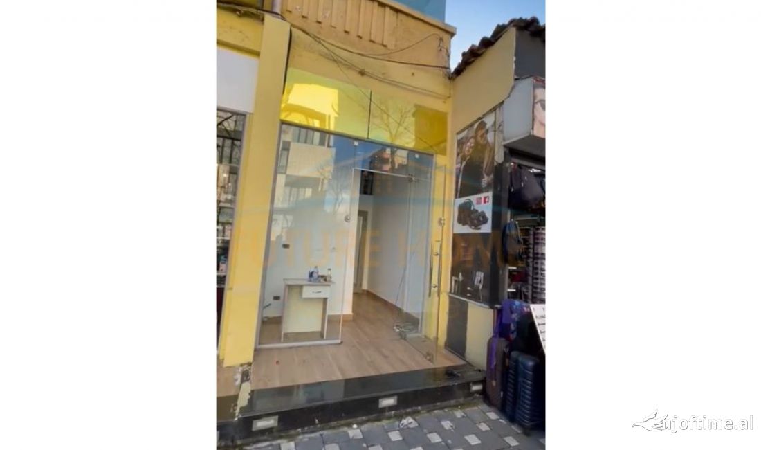 Rr. e Durresit, Tirane Shitet, Ambjent Biznesi, 