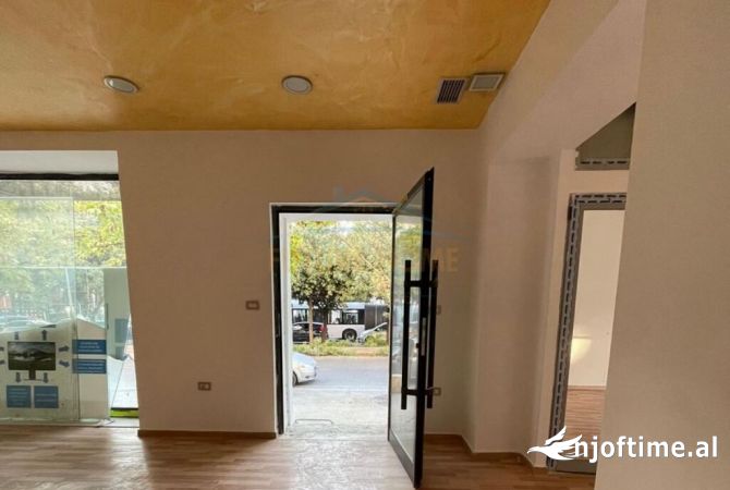 Business Property in Sale 1+1 in Tirana - 1,100,000 Euro
