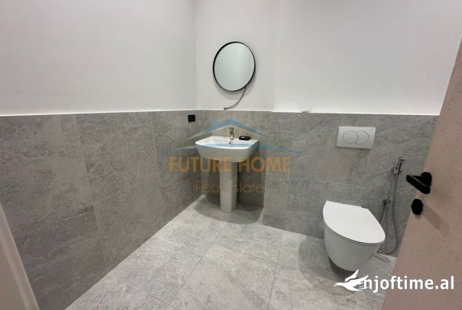 Bllok Qera,Ambient Zyrash,