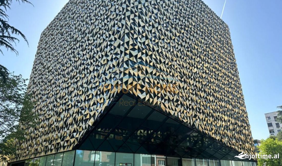 Bllok Qera,Ambient Zyrash,