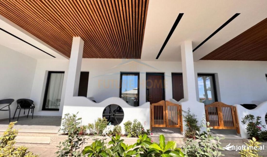 Shkembi i Kavajes, Durres. Shitet, Hotel, 