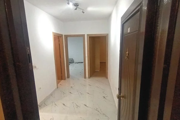 House for Rent 1+1 in Tirana - 35,000 Leke