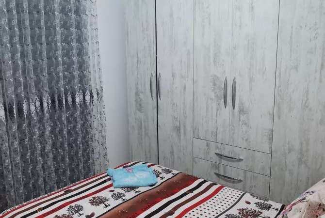 Shtepi me qera Apartament ne Tirane, 1+1, Mobilimi E mobiluar, Pagesa 500  Euro.