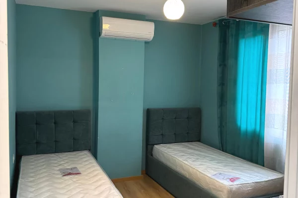 Shtepi me qera Apartament ne Tirane, 3+1, Mobilimi E mobiluar, Pagesa 55,000  Leke.