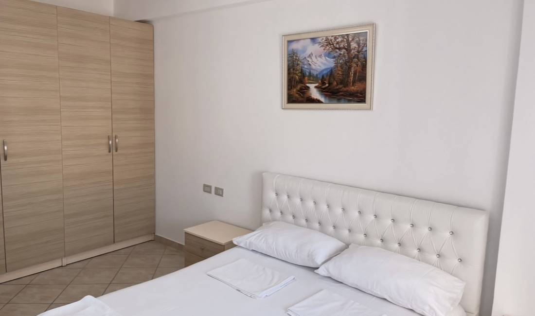 Shtepi me qera Apartament ne Vlore, 1+1, Mobilimi E mobiluar, Pagesa 25,000  Leke.
