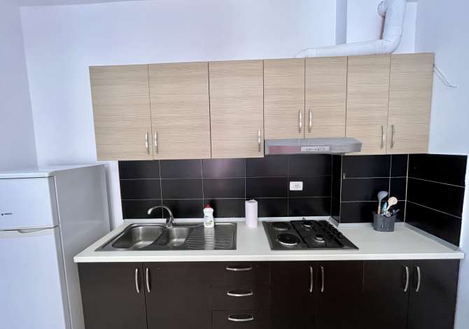 Shtepi me qera Apartament ne Vlore, 1+1, Mobilimi E mobiluar, Pagesa 30,000  Leke.