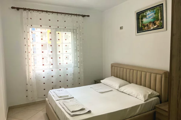 Shtepi me qera Apartament ne Vlore, 2+1, Mobilimi E mobiluar, Pagesa 30,000  Leke.