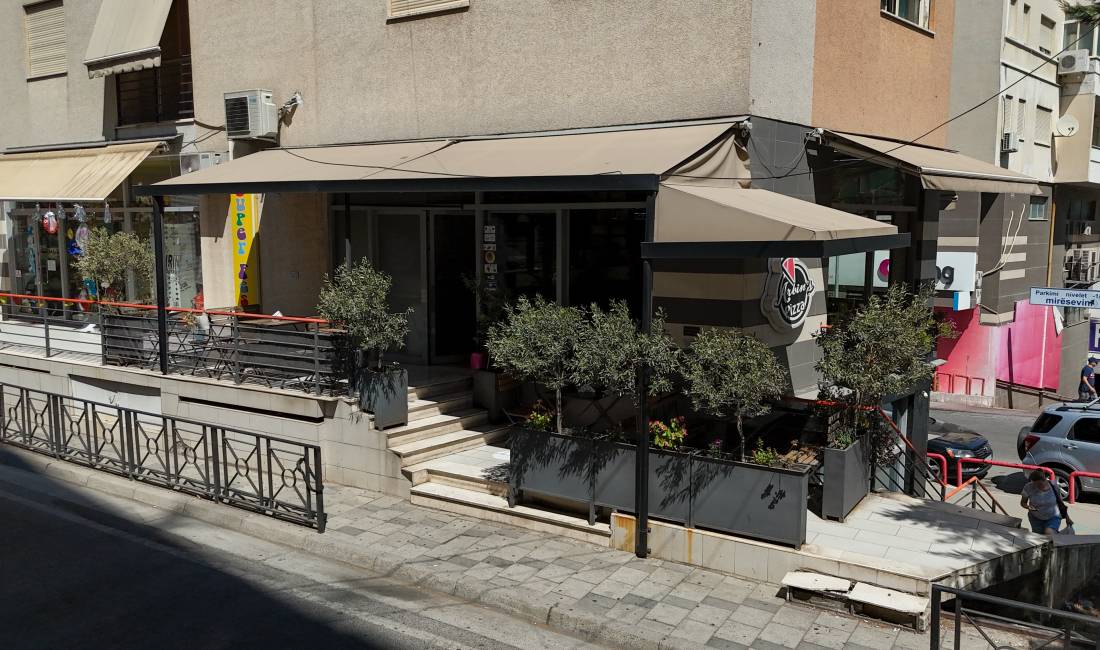 Shitet biznes "Piceri"