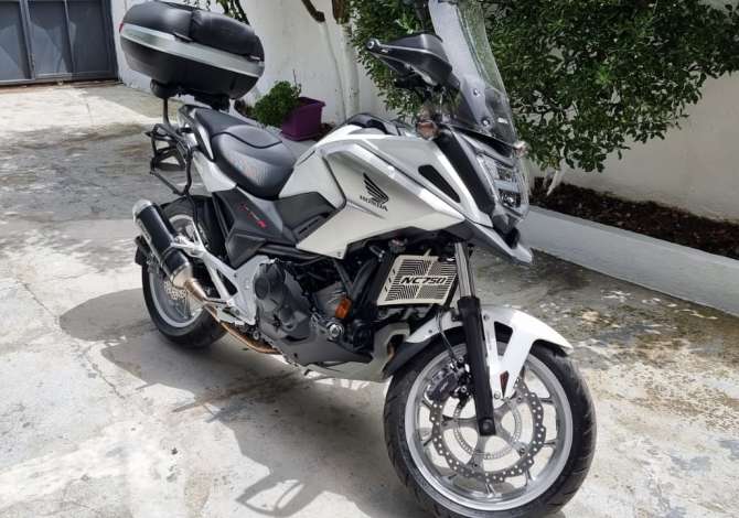 Moto e Scooter in vendita a Tirana - 7,800 Euro