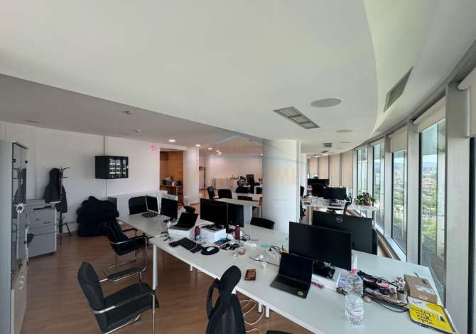 Business Property for Rent 3+1 in Tirana - 6,300 Euro
