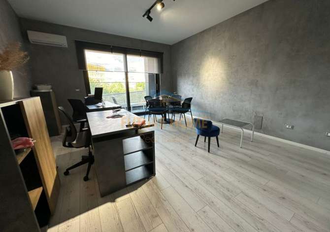 Jepet me Qira Ambjent per Zyre prane Fakultetit Ekonomik Rruga Elbasanit