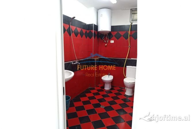 Shitet, Ambient Biznesi, Irfan Tomini