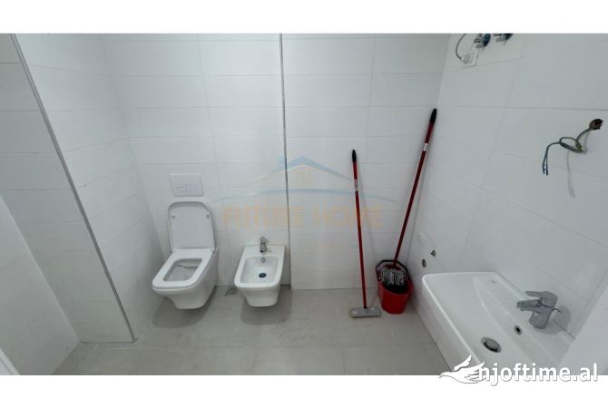 Apartament 2+1+Post Parkimi per Qera PER ZYRA