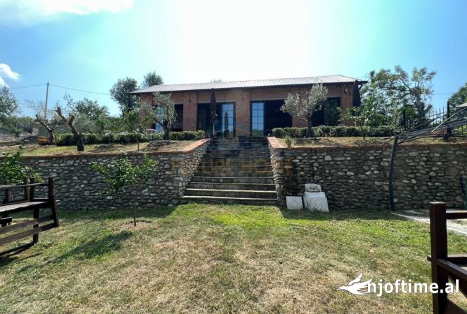 Shitet, Bujtine-Restorant , Ibe e Poshtme,Tirane.