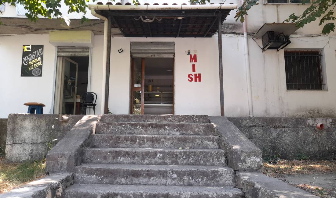 Dyqan ne shitje ne Gramsh