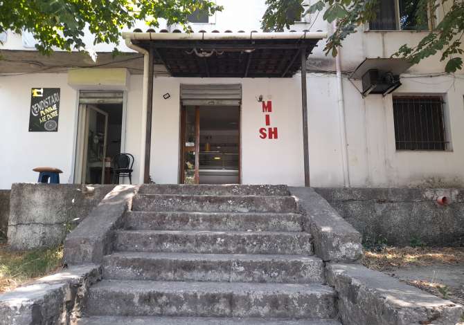 Ambiente Commerciale in Vendita 1+1 a Elbasan - 70,000 Euro
